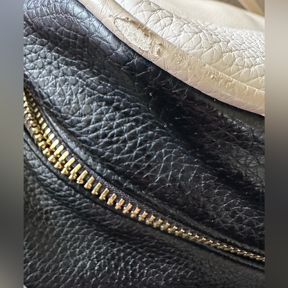 Guess cross body 3 tone purse - Picture 13 of 16